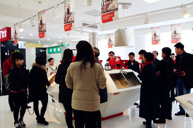 �P(p��n)�\�ЊW�R��I(y��)���޹�˾����F(tu��n)���^�����b�