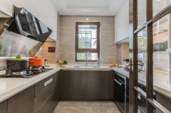 ��ꖷ����ܵ�����b�ކ��B